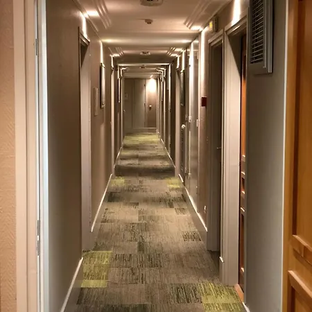 Ryan Homes - In Hotel, La Défense *